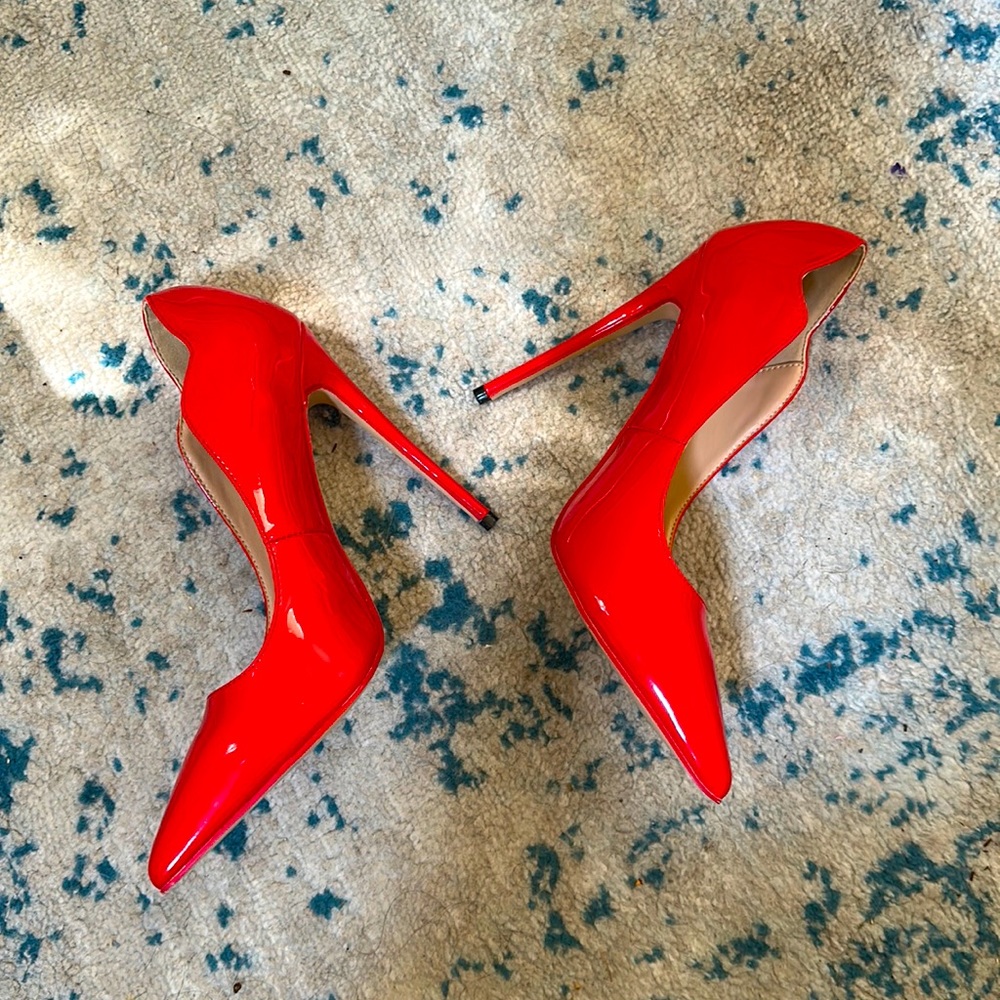 New/never worn beautiful red stilettos high heels